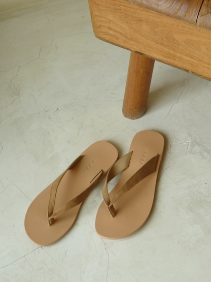 TAHA SANDAL TOFFEE